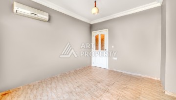 Просторная квартира 3+1 с видом на зелёную территорию в районе Клеопатра - Ракурс 6