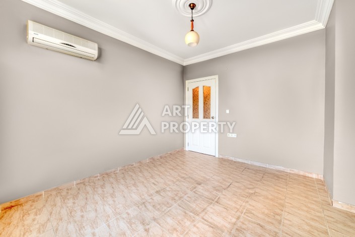 Просторная квартира 3+1 с видом на зелёную территорию в районе Клеопатра - Ракурс 5