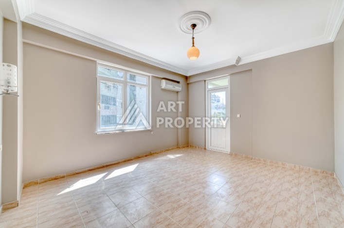 Просторная квартира 3+1 с видом на зелёную территорию в районе Клеопатра - Ракурс 17