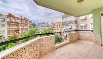 Просторная квартира 3+1 с видом на зелёную территорию в районе Клеопатра - Ракурс 23