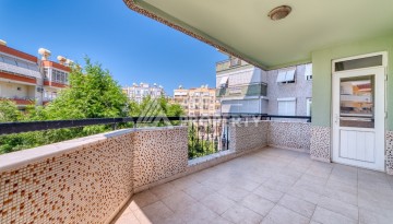 Просторная квартира 3+1 с видом на зелёную территорию в районе Клеопатра - Ракурс 24