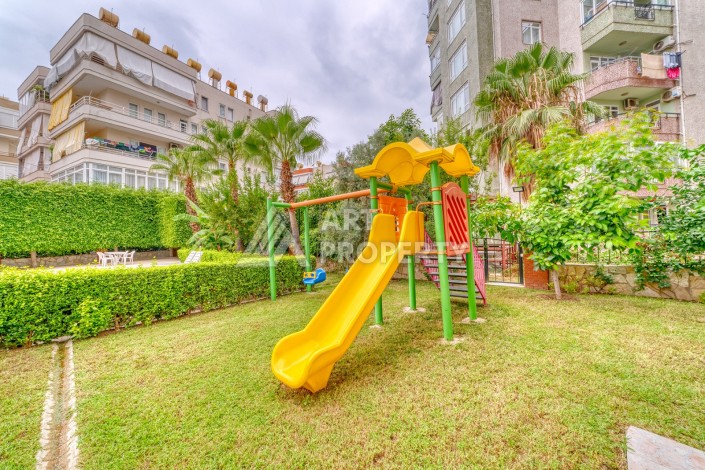 Просторная квартира 3+1 с видом на зелёную территорию в районе Клеопатра - Ракурс 35