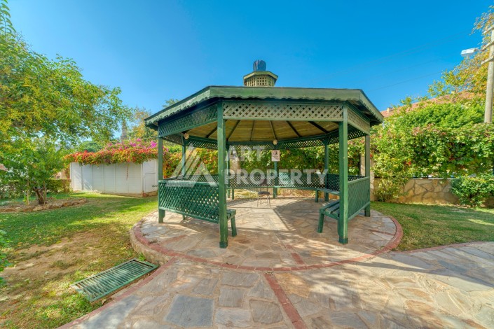 Большая квартира 1+1 в 600 метрах от пляжа Кейкубад в центре Алании - Ракурс 8