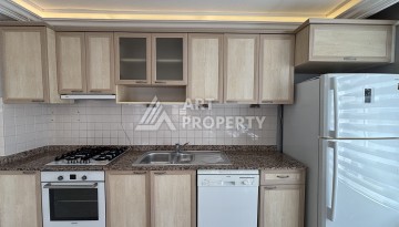 Большая квартира 1+1 в 600 метрах от пляжа Кейкубад в центре Алании - Ракурс 16