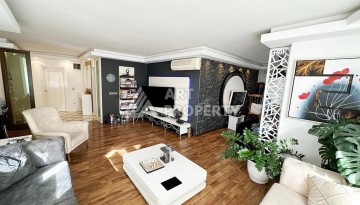 Просторная квартира 2+1 с видом на горы в районе пляжа Клеопатры - Ракурс 9