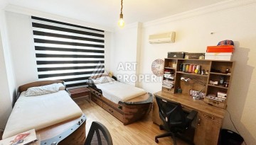 Просторная квартира 2+1 с видом на горы в районе пляжа Клеопатры - Ракурс 19