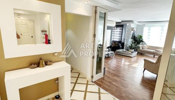 Просторная квартира 2+1 с видом на горы в районе пляжа Клеопатры - Ракурс 25