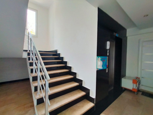 Уютные трехкомнатные апартаменты у Средиземного моря в элитном районе Кестель,Алания, 90 м2. - Ракурс 14