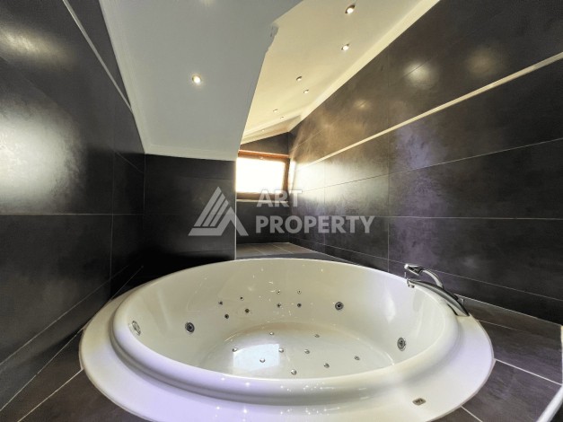 Квартира 4+1 с прямым видом на море, 300 м², в районе Оба, Аланья - Ракурс 9