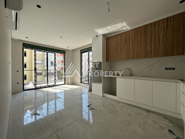 Современная квартира 2+1 в новом доме в районе пляжа Клеопатры, всего 370 метров от моря - Ракурс 11