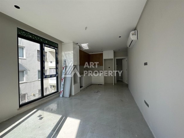 Современная квартира 2+1 в новом доме в районе пляжа Клеопатры, всего 370 метров от моря - Ракурс 12