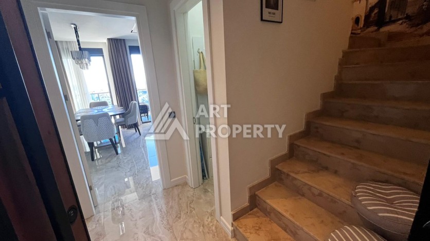 Пентхаус 2+1 с панорамным видом на море в центре Аланьи, всего в 700 метрах от пляжа Кейкубат - Ракурс 18