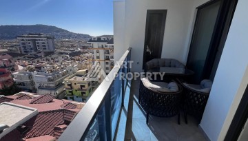 Пентхаус 2+1 с панорамным видом на море в центре Аланьи, всего в 700 метрах от пляжа Кейкубат - Ракурс 21