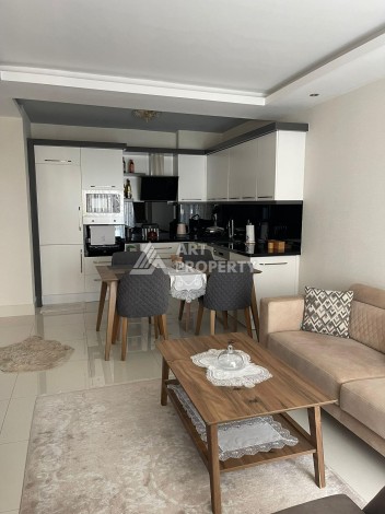 Стильная квартира 1+1 с видом на море в престижном комплексе района Тосмур, всего в 400 метрах от пляжа - Ракурс 4