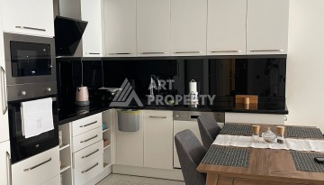 Стильная квартира 1+1 с видом на море в престижном комплексе района Тосмур, всего в 400 метрах от пляжа - Ракурс 12