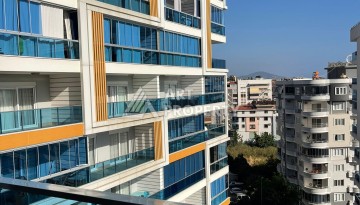 Стильная квартира 1+1 с видом на море в престижном комплексе района Тосмур, всего в 400 метрах от пляжа - Ракурс 25