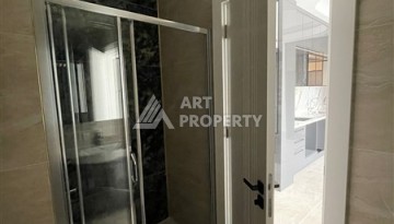 Квартира 1+1 в новом комплексе премиум-класса в центре Аланьи, всего в 800 метрах от моря - Ракурс 3