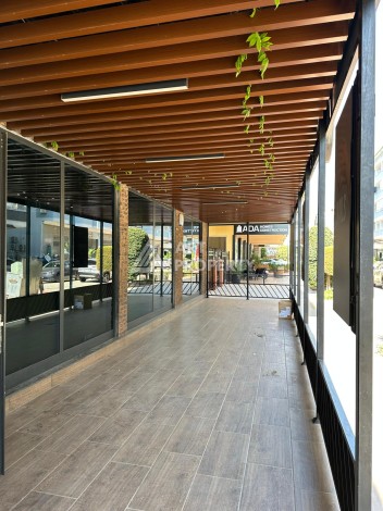 Коммерческое помещение 200 м² на главной Променадной улице района Оба — отличная инвестиция с возможностью получения гражданства Турции - Ракурс 3