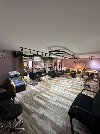 Коммерческое помещение 200 м² на главной Променадной улице района Оба — отличная инвестиция с возможностью получения гражданства Турции - Ракурс 12