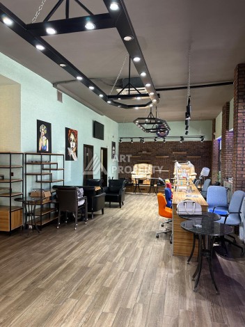 Коммерческое помещение 200 м² на главной Променадной улице района Оба — отличная инвестиция с возможностью получения гражданства Турции - Ракурс 16