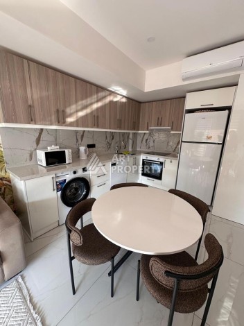 Меблированная квартира 1+1 в премиальном комплексе в центре Алании, в 400 метрах от пляжа Клеопатра - Ракурс 7