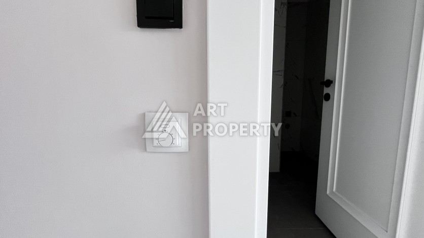 Квартира 1+1 без мебели в новом комплексе в центре Алании, всего 400 метров от пляжа Клеопатра - Ракурс 3