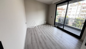 Квартира 1+1 без мебели в новом комплексе в центре Алании, всего 400 метров от пляжа Клеопатра - Ракурс 6