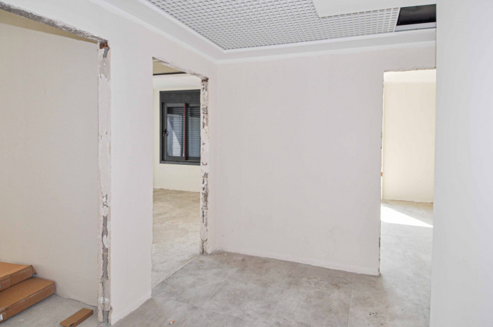 Четырехкомнатная квартира в центре Алании в новом современном комплексе, 120 м2 - Ракурс 7