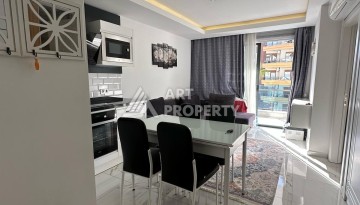 Меблированная квартира 1+1 в 650 м от пляжа Клеопатры в центре Алании - Ракурс 5