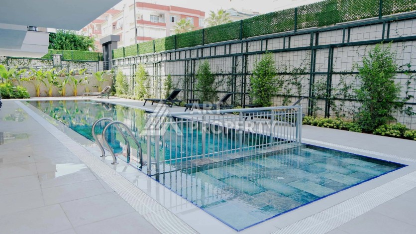 Современная квартира 1+1 в новом комплексе 2024 года с лицензией на аренду в районе Клеопатры - Ракурс 2