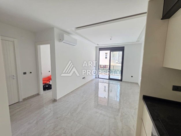 Современная квартира 1+1 в новом комплексе 2024 года с лицензией на аренду в районе Клеопатры - Ракурс 12