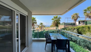 Просторная квартира 1+1 в 300 метрах от моря в районе Кестель, 65 кв.м. - Ракурс 6