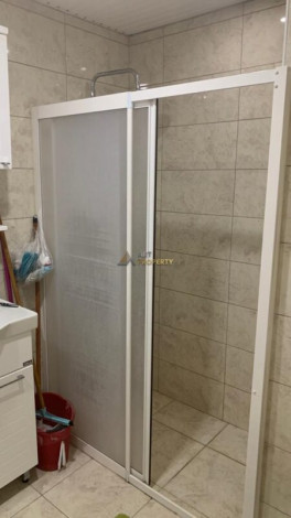 Просторные апартаменты 2+1 на первой береговой линии в Кестеле, 120 м2 - Ракурс 4