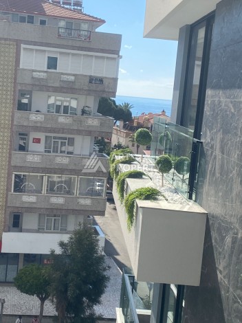 Двухкомнатная квартира 60 кв.м. с видом на море в 200 метрах от пляжа Клеопатры - Ракурс 18