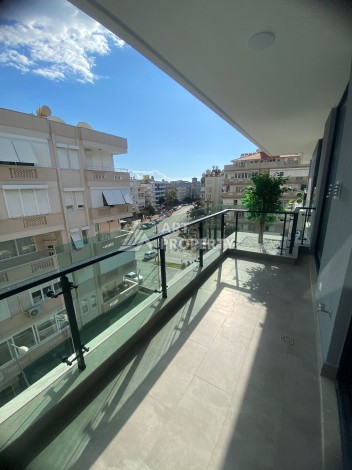 Двухкомнатная квартира 60 кв.м. с видом на море в 200 метрах от пляжа Клеопатры - Ракурс 21