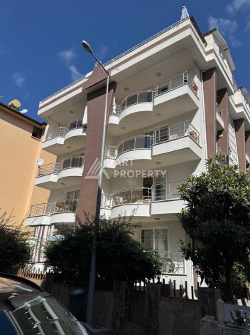 Двухуровневый дуплекс 160 м² в центре Алании рядом с пляжем Клеопатры — всего 120 метров до моря - Ракурс 0