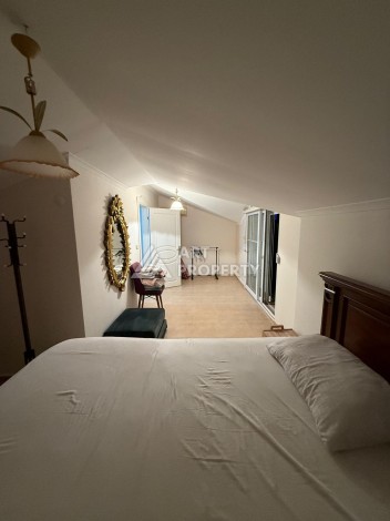 Двухуровневый дуплекс 160 м² в центре Алании рядом с пляжем Клеопатры — всего 120 метров до моря - Ракурс 10