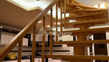 Двухуровневый дуплекс 160 м² в центре Алании рядом с пляжем Клеопатры — всего 120 метров до моря - Ракурс 36