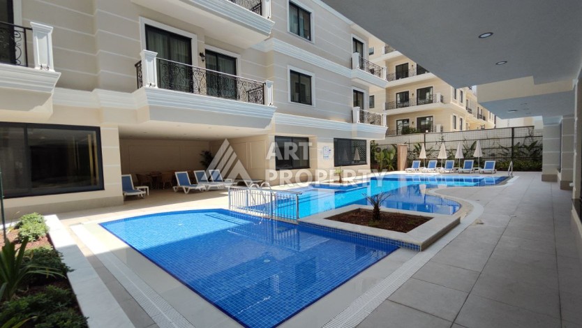 Премиальная квартира 2+1 в 300 м от пляжа Клеопатры в центре Алании - Ракурс 2