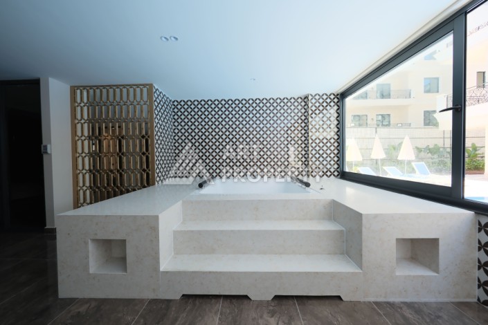 Премиальная квартира 2+1 в 300 м от пляжа Клеопатры в центре Алании - Ракурс 11