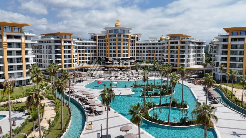 Большая квартира 3+1, 183 м² в премиум резиденции. Тюрклер, Алания - Ракурс 0