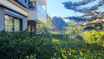 Меблированная квартира 1+1 с приватным садом в центре Алании, 58 кв.м. - Ракурс 1