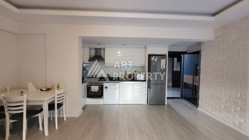 Меблированная квартира 1+1 с приватным садом в центре Алании, 58 кв.м. - Ракурс 2