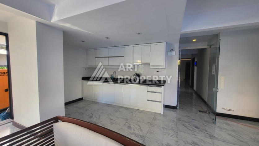 Меблированная квартира 1+1 с приватным садом в центре Алании, 58 кв.м. - Ракурс 27