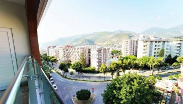 Квартира 1+1 в центре Алании в элитной резиденции, 60 кв.м. - Ракурс 16