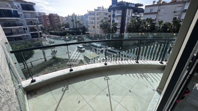 Квартира 1+1 в престижной резиденции Тосмура в 150 метрах от моря - Ракурс 14