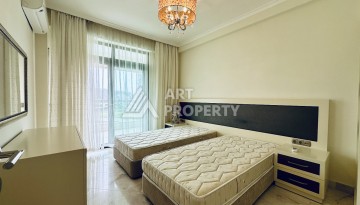 Отдельно стоящая вилла 3+1 с личным бассейном в уникальном курортном комплексе района Каргыджак - Ракурс 16