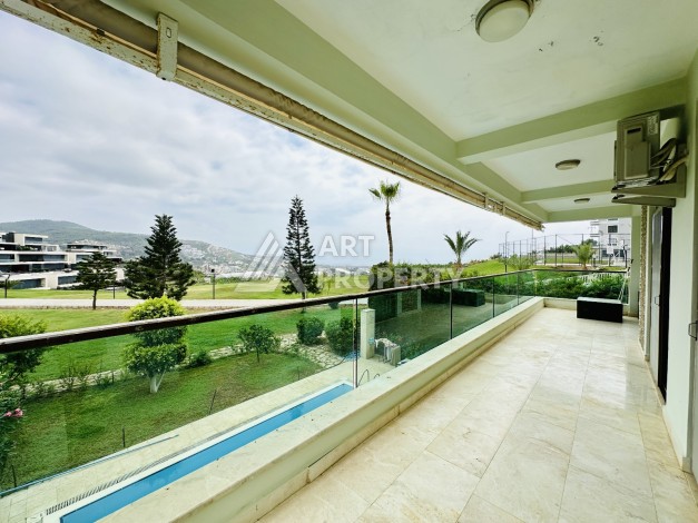 Отдельно стоящая вилла 3+1 с личным бассейном в уникальном курортном комплексе района Каргыджак - Ракурс 19