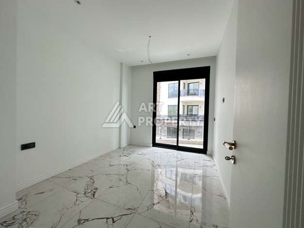 Доступная квартира 1+1 в элитном комплексе района Оба с лицензией на суточную аренду - Ракурс 1