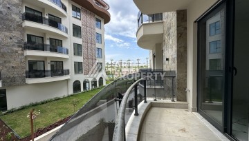 Доступная квартира 1+1 в элитном комплексе района Оба с лицензией на суточную аренду - Ракурс 10